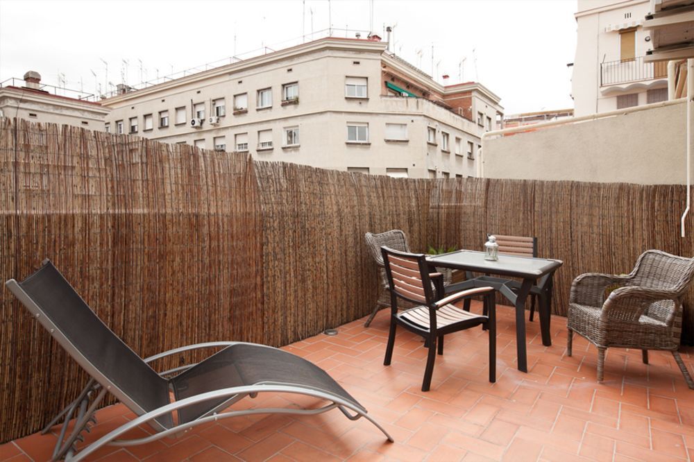 Penthouse In Sagrada Familia Apartment บาร์เซโลนา ภายนอก รูปภาพ